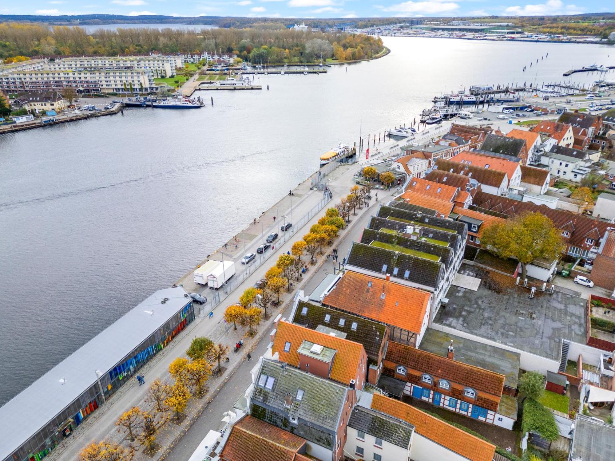 Pematra Haus Waterkant - Fewo Koje Lübeck Dış mekan fotoğraf
