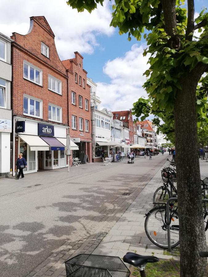 Pematra Haus Waterkant - Fewo Koje Lübeck Dış mekan fotoğraf